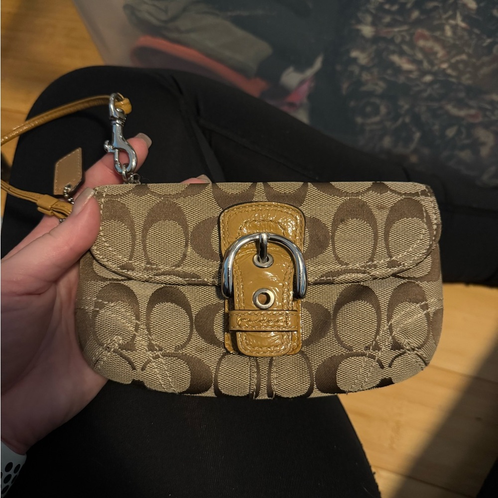 Vintage Wristlet